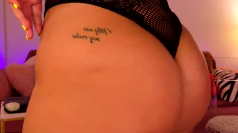 bootyliciousbunny online show from July 19, 2026, 9:29 pm