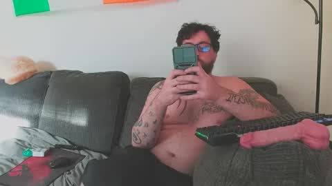 Snapshot of boredandirish21 chatting on September 29, 2025, 8:13 pm boredandirish21 online show from September 29, 2025, 8:13 pm