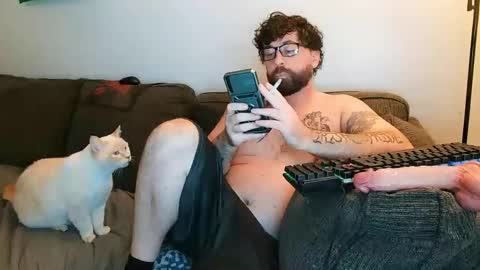 Snapshot of boredandirish21 chatting on October 1, 2025, 8:15 pm boredandirish21 online show from October 1, 2025, 8:15 pm