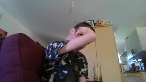 boredlul online show from April 25, 2026, 1:14 pm