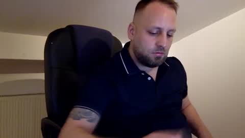 Snapshot of boris566693 chatting on June 27, 2026, 3:11 am hugo online show from June 27, 2026, 3:11 am