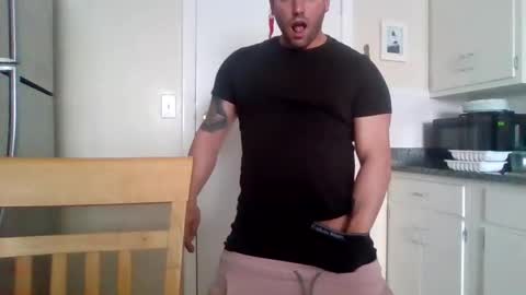 Snapshot of bosslife505050 chatting on February 16, 2025, 2:32 pm The Italian Boss online show from February 16, 2025, 2:32 pm