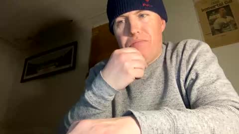 Snapshot of bostonirish45 chatting on February 4, 2026, 4:51 am bostonirish45 online show from February 4, 2026, 4:51 am