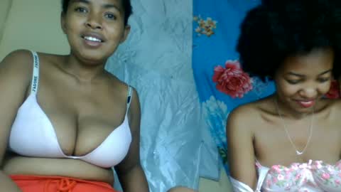 Snapshot of botorielle chatting on June 20, 2026, 7:49 pm botorielle online show from June 20, 2026, 7:49 pm