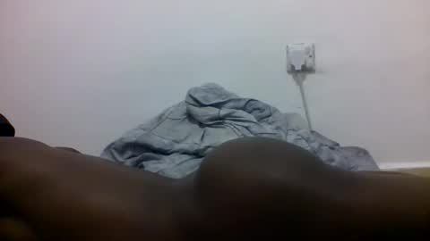 bouncy_vee online show from February 26, 2026, 1:32 pm