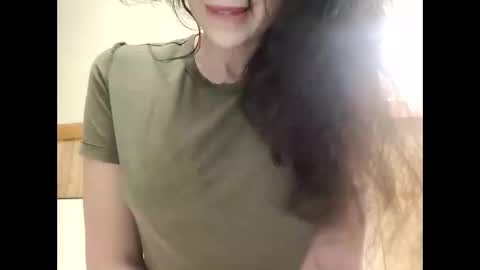 Snapshot of bouncyqueenmajesty chatting on October 28, 2025, 5:26 pm Bouncy Queen Majesty online show from October 28, 2025, 5:26 pm