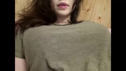 Snapshot of bouncyqueenmajesty chatting on November 21, 2025, 6:28 pm Bouncy Queen Majesty online show from November 21, 2025, 6:28 pm