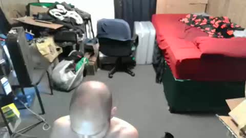 Bound Panda online show from October 1, 2025, 9:10 pm