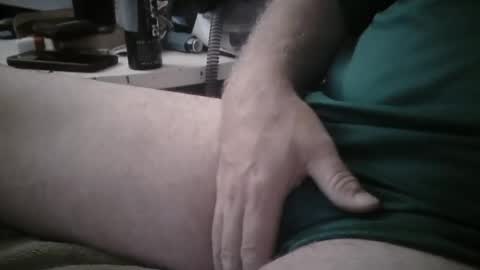 Snapshot of bourbon1965 chatting on July 20, 2026, 1:13 pm Bourbon online show from July 20, 2026, 1:13 pm