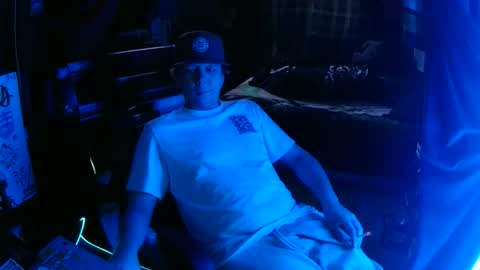 Bowerboi1217 online show from November 30, 2025, 10:36 pm