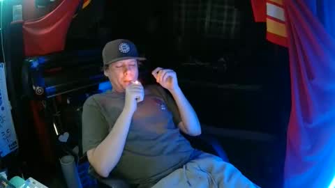 Bowerboi1217 online show from December 4, 2025, 9:01 pm