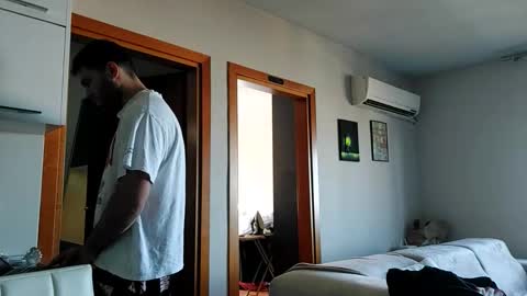 Snapshot of boy_aroundtheworld chatting on October 4, 2025, 9:07 am Dan online show from October 4, 2025, 9:07 am