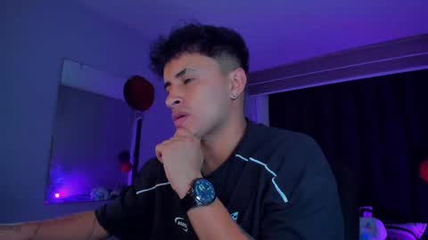 Snapshot of boy_nauthy chatting on March 7, 2025, 8:23 am boy_nauthy online show from March 7, 2025, 8:23 am