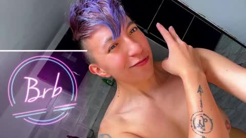 Edward ftm trans queerslave online show from May 18, 2026, 4:07 am
