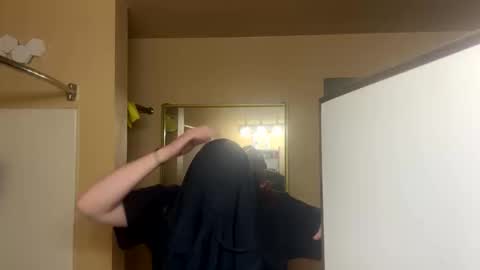 clay online show from March 6, 2025, 11:58 am