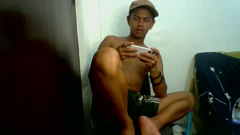 boyax16 online show from December 10, 2024, 10:05 pm