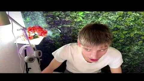 boyblondhetero online show from February 21, 2026, 3:02 pm