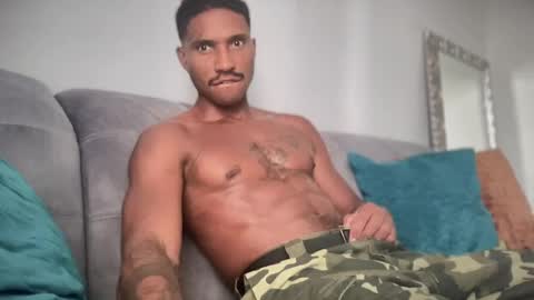 Snapshot of boyforgrandpa_ chatting on August 5, 2026, 9:12 am boyforgrandpa_ online show from August 5, 2026, 9:12 am