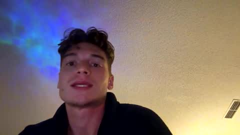 Snapshot of boynekstdoorr chatting on October 4, 2025, 10:24 am boynekstdoorr online show from October 4, 2025, 10:24 am