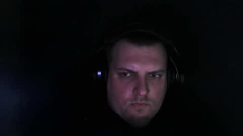 boynextdoooooor online show from December 3, 2025, 7:45 pm