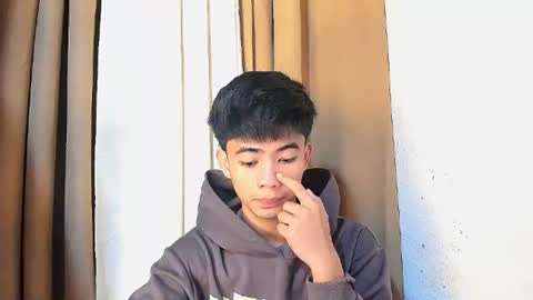 Snapshot of boynextdoor4ux chatting on June 15, 2026, 11:40 pm HI IM JAMES DONT FORGET GIVE ME THUMBS UP AND JOIN TO MY FANCLUB online show from June 15, 2026, 11:40 pm