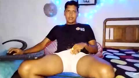 Snapshot of boysex1124 chatting on December 30, 2024, 12:20 pm andrew online show from December 30, 2024, 12:20 pm