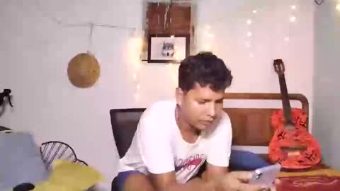 Snapshot of boysex1124 chatting on February 19, 2025, 2:01 am andrew online show from February 19, 2025, 2:01 am