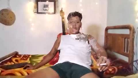 Snapshot of boysex1124 chatting on February 27, 2025, 4:52 am andrew online show from February 27, 2025, 4:52 am