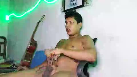 Snapshot of boysex1124 chatting on September 30, 2025, 11:04 am andrew online show from September 30, 2025, 11:04 am