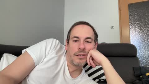 boytoyhh online show from February 2, 2025, 1:08 pm