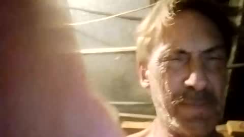 boytowhip online show from October 19, 2025, 4:02 am