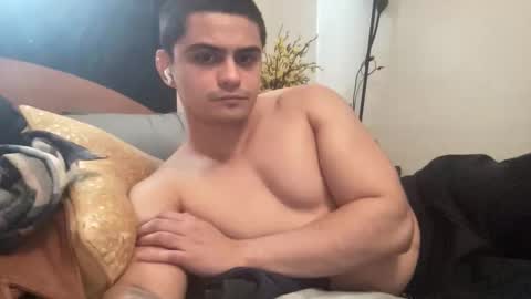 boywithaplan1000 online show from November 4, 2025, 7:24 pm