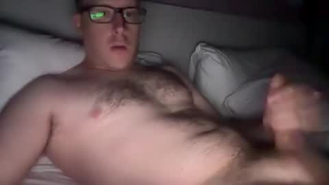 Snapshot of br4d482 chatting on May 2, 2026, 3:22 am Brad online show from May 2, 2026, 3:22 am