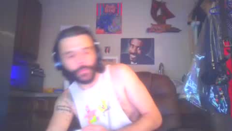 Snapshot of brad1115 chatting on December 4, 2024, 4:21 am Bradley online show from December 4, 2024, 4:21 am