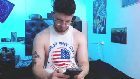 brad hot boy online show from January 6, 2025, 3:40 pm