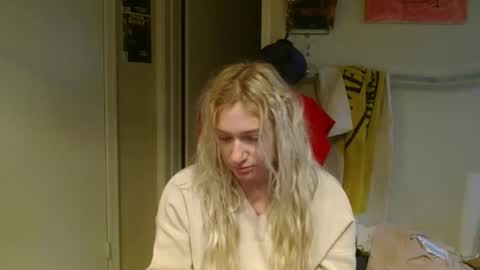 i am a naughty jedi knight online show from April 16, 2026, 1:23 pm