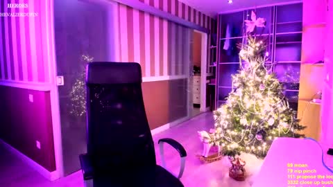 I see you X-twitter its braingirl online show from December 29, 2024, 6:49 pm