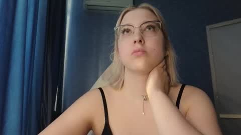 Belle  online show from November 13, 2025, 8:46 am