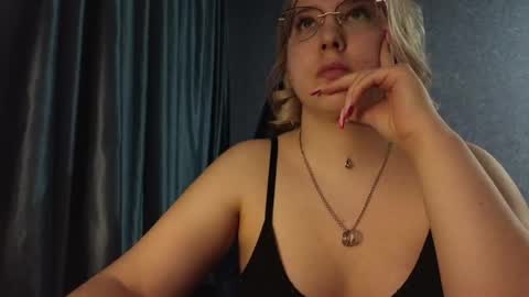 Belle  online show from April 15, 2026, 1:40 pm