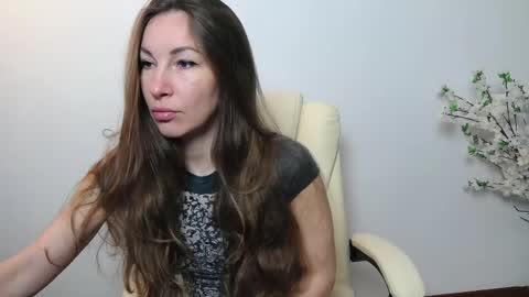 Snapshot of brandy_gem chatting on April 22, 2026, 7:44 am Brandy Gem online show from April 22, 2026, 7:44 am