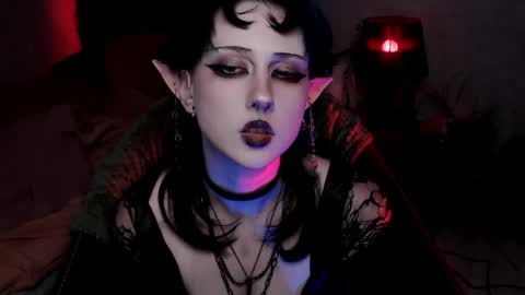 Snapshot of brandy_queen chatting on April 22, 2026, 4:41 pm Aurorabut ur dad just calls me Rory online show from April 22, 2026, 4:41 pm
