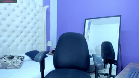 I am your sweet whore online show from January 14, 2025, 7:32 pm