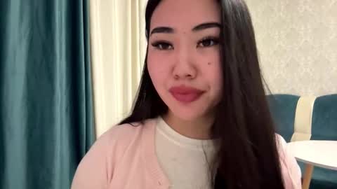 Aypril   online show from October 4, 2025, 3:10 pm