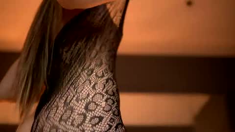 Snapshot of brattyscarlet chatting on May 27, 2026, 5:48 am Scarlet online show from May 27, 2026, 5:48 am