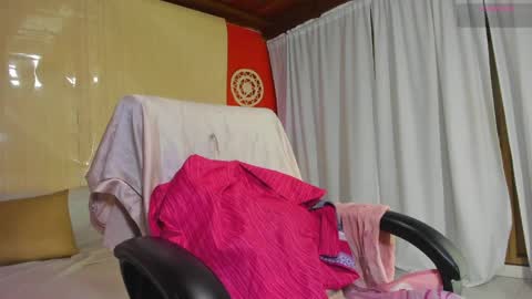 Yasmin online show from March 22, 2026, 11:52 pm