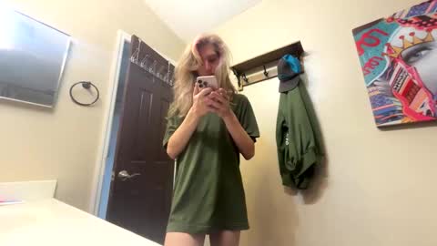 Snapshot of bray19509 chatting on February 5, 2026, 6:34 pm bray19509 online show from February 5, 2026, 6:34 pm