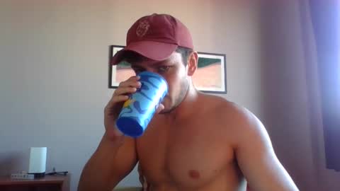 braziliangoodboy online show from April 19, 2026, 7:49 pm