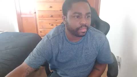 Snapshot of breadw1nnah chatting on October 26, 2025, 9:31 pm Breadw1nnah online show from October 26, 2025, 9:31 pm