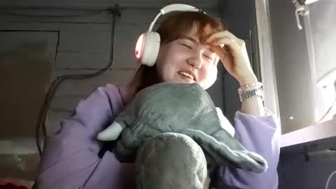 Snapshot of breannedevier chatting on February 23, 2026, 3:04 am Dina online show from February 23, 2026, 3:04 am