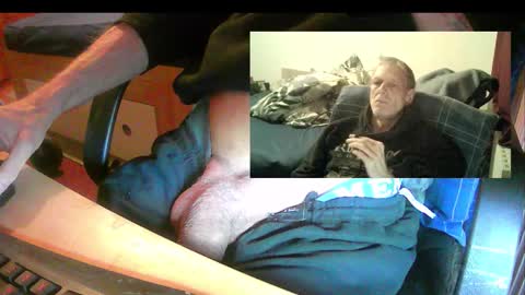 bremer64 online show from November 28, 2025, 5:04 pm